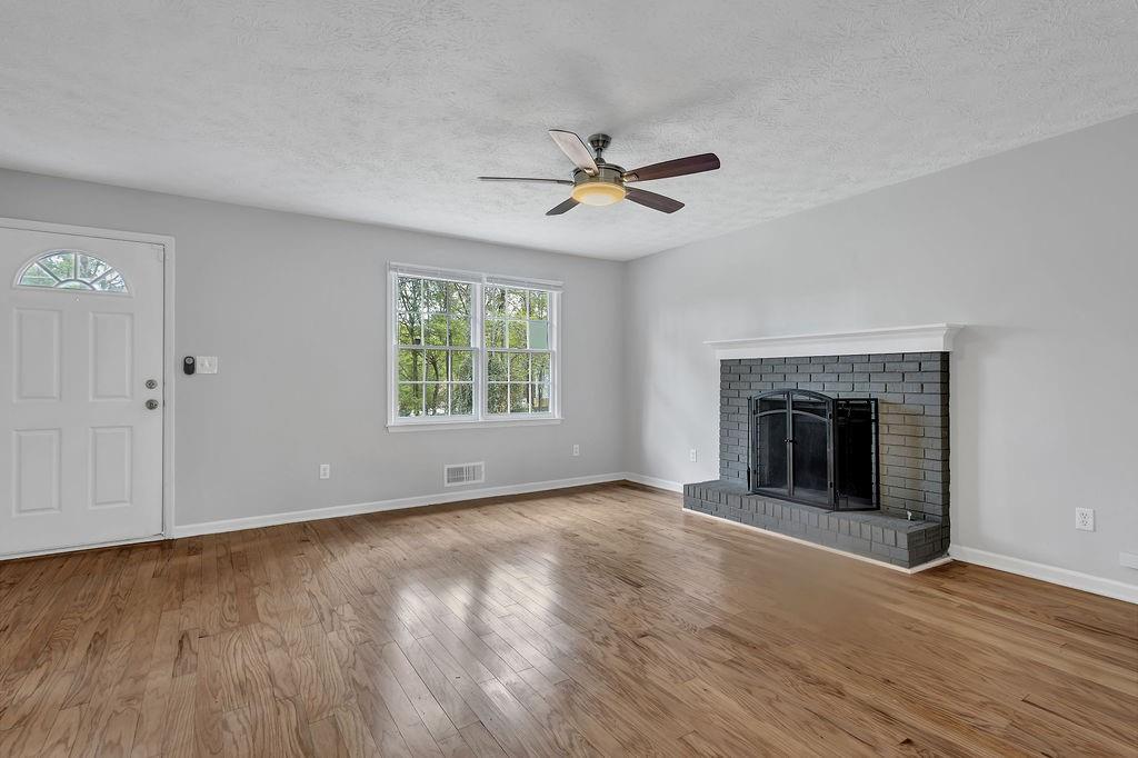 570 Bell Road, Conyers, Georgia image 6
