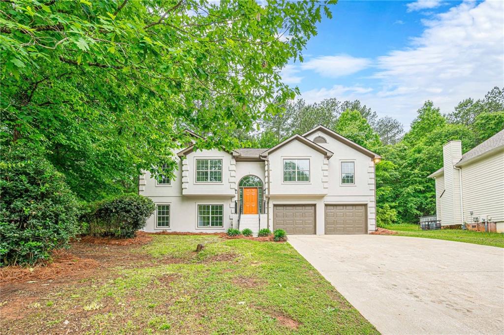 9713 Whitetail Road