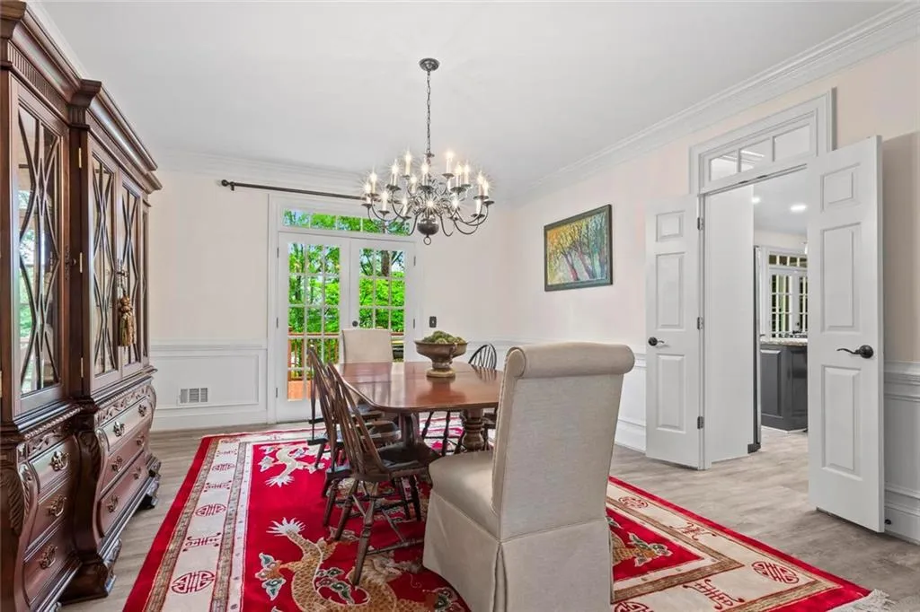 Alpharetta, Georgia 30005, United States, 5 Bedrooms Bedrooms, ,4 BathroomsBathrooms,Residential,Active,154614