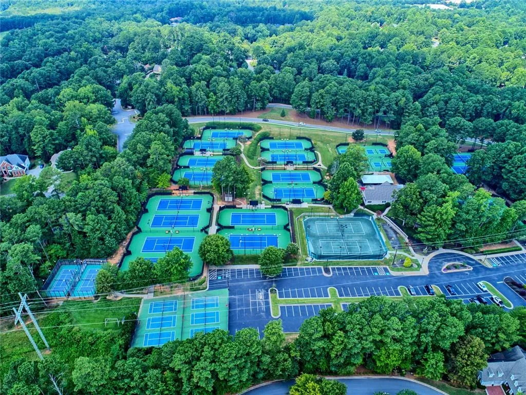 Alpharetta, Georgia 30005, United States, 5 Bedrooms Bedrooms, ,4 BathroomsBathrooms,Residential,Active,154614