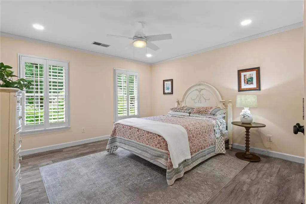 Alpharetta, Georgia 30005, United States, 5 Bedrooms Bedrooms, ,4 BathroomsBathrooms,Residential,Active,154614