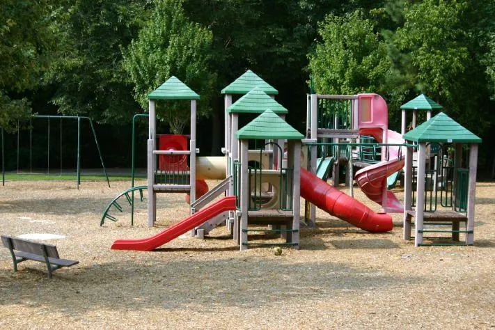 Alpharetta, Georgia 30005, United States, 5 Bedrooms Bedrooms, ,4 BathroomsBathrooms,Residential,Active,154614