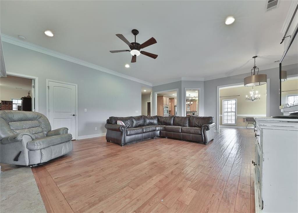 1523 Braswell Mountain Road