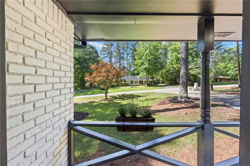1582 Pine Circle