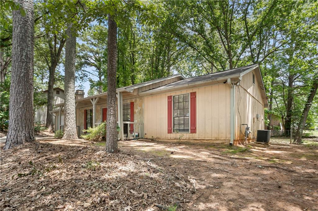 1836 Gingham Court