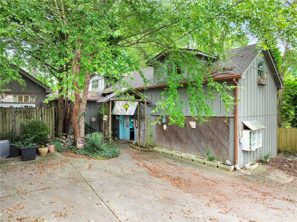 3270 Connally Street
