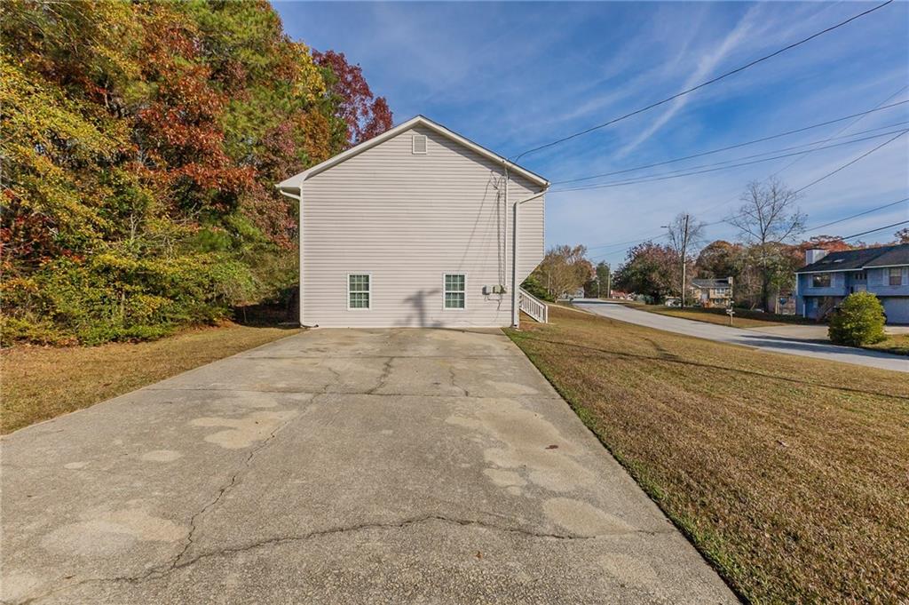 1715 Liberty Trail, Lithia Springs, Georgia image 30