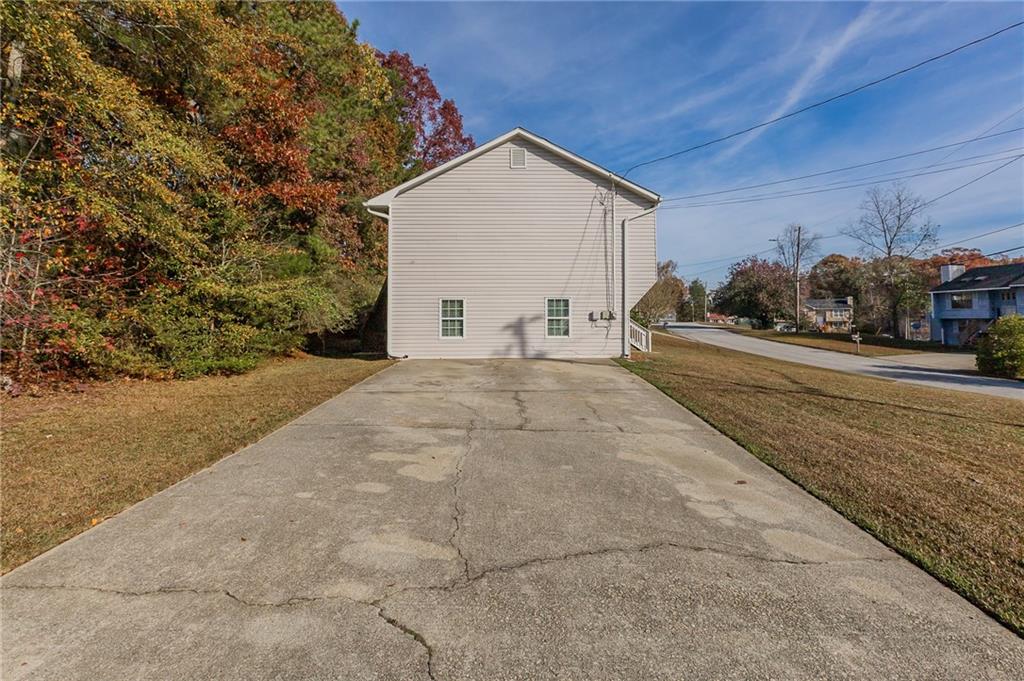 1715 Liberty Trail, Lithia Springs, Georgia image 31