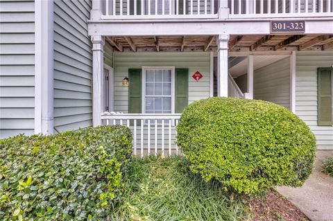 Condo For Sale - 301 Cobblestone Trail<br/> Avondale Estates, GA 30002
