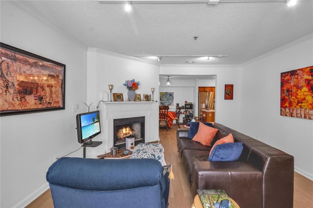 301 Cobblestone Trail