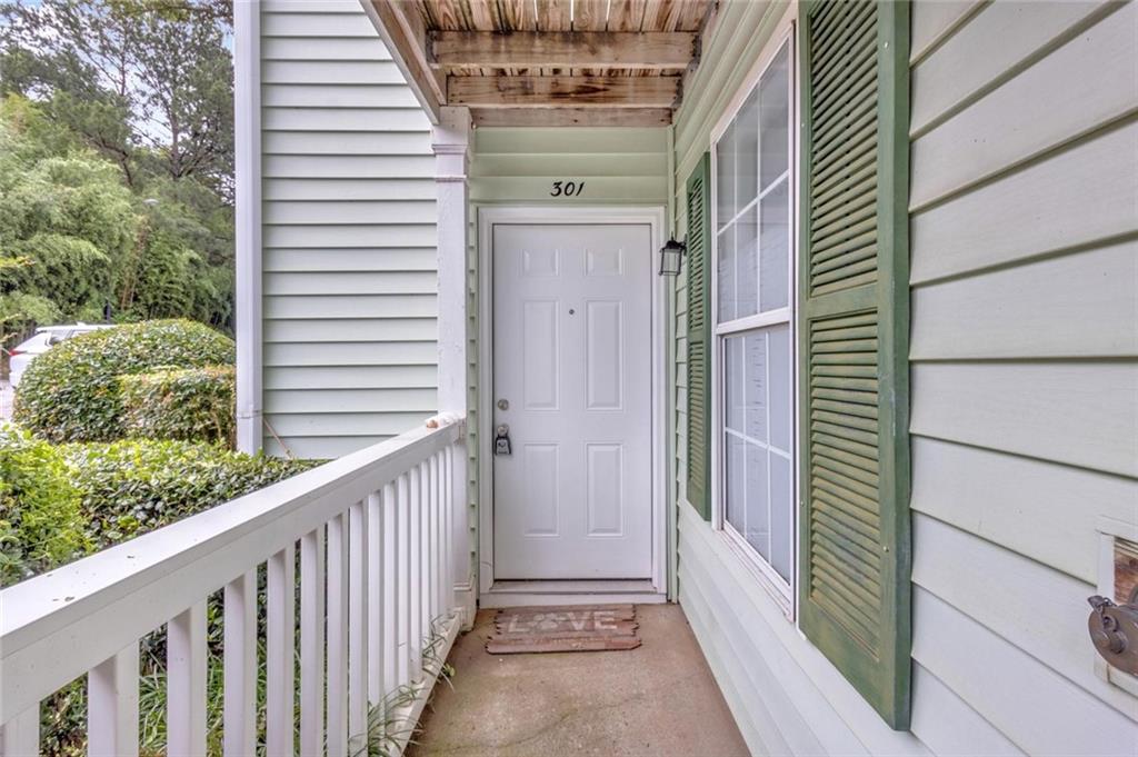 301 Cobblestone Trail