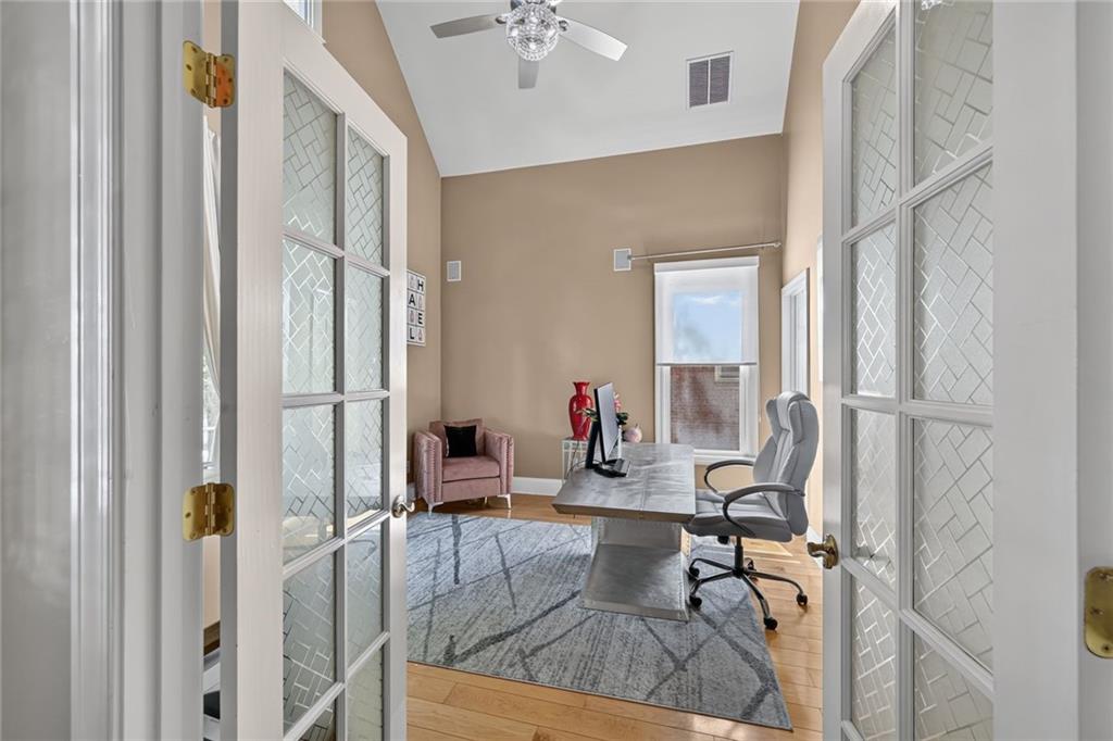 4160 Gateswalk Drive SE