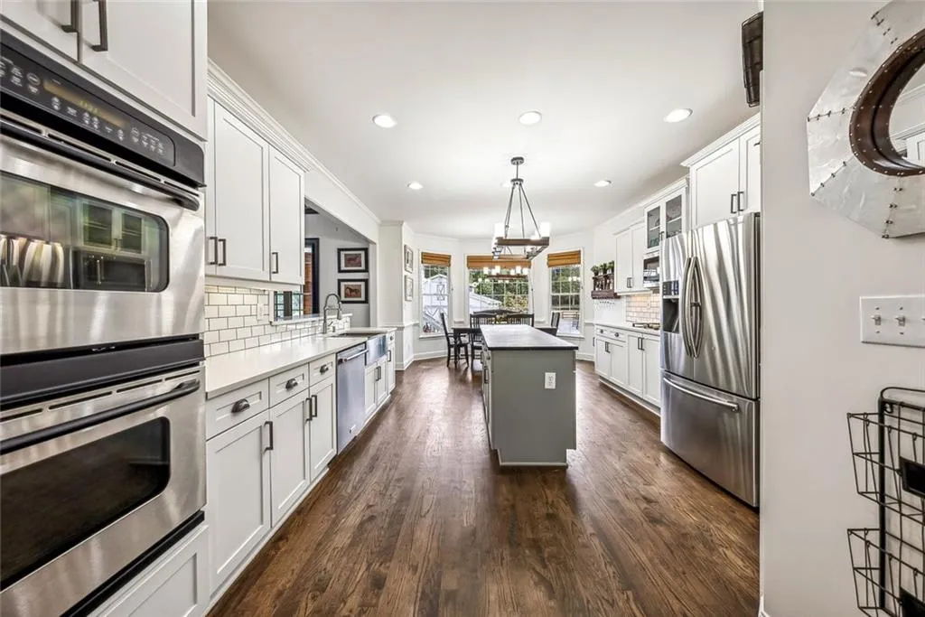 Canton, Georgia 30115, United States, 4 Bedrooms Bedrooms, ,4 BathroomsBathrooms,Residential,Active,142420