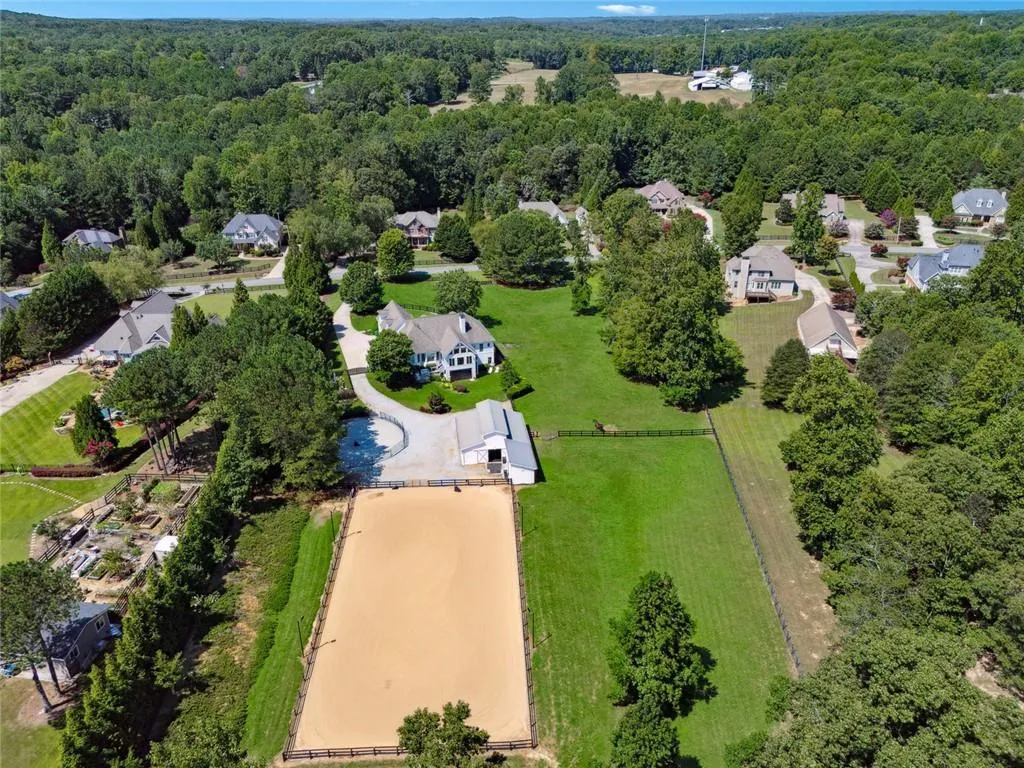 Canton, Georgia 30115, United States, 4 Bedrooms Bedrooms, ,4 BathroomsBathrooms,Residential,Active,142420