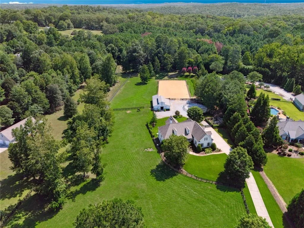 Canton, Georgia 30115, United States, 4 Bedrooms Bedrooms, ,4 BathroomsBathrooms,Residential,Active,142420