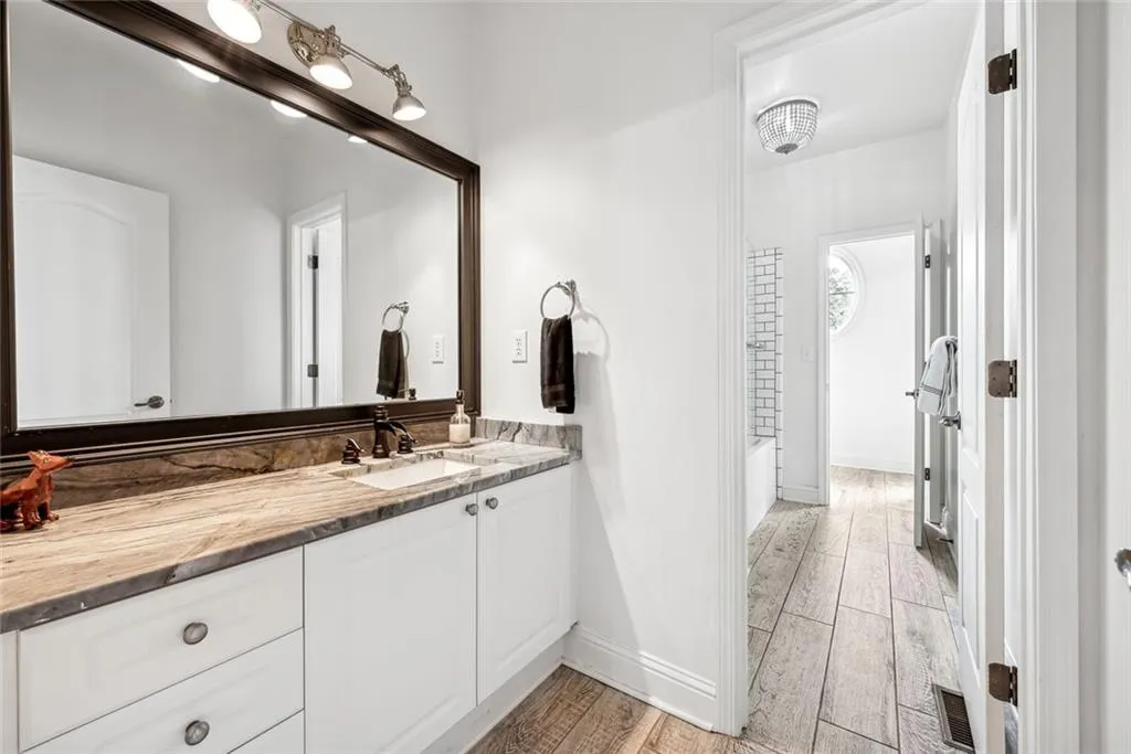 Canton, Georgia 30115, United States, 4 Bedrooms Bedrooms, ,4 BathroomsBathrooms,Residential,Active,142420