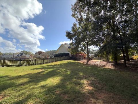 A home in Mcdonough