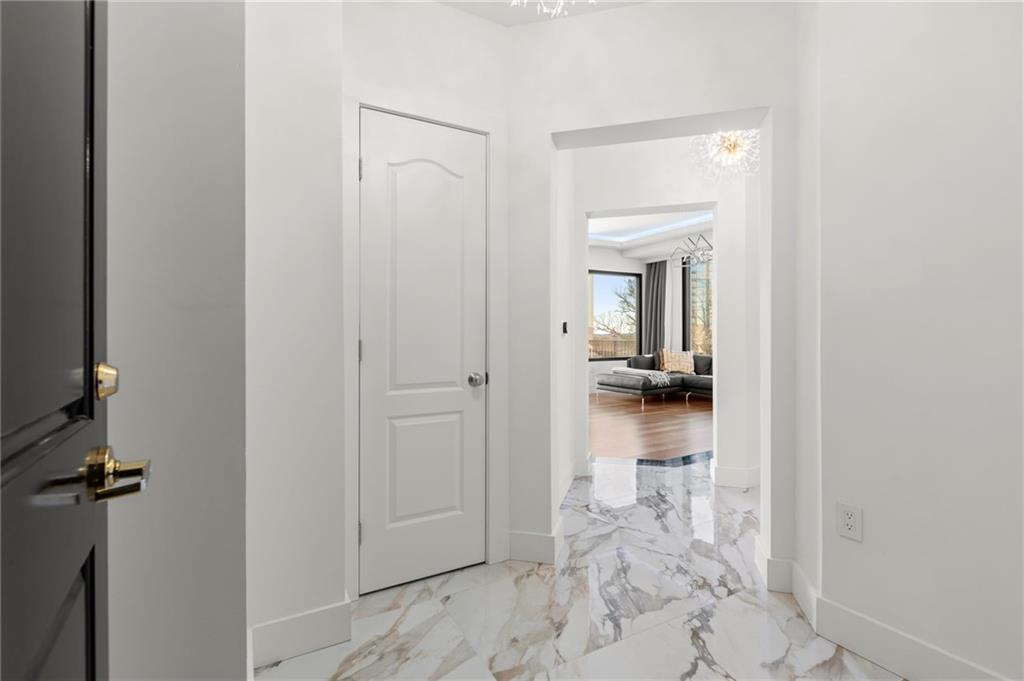 2828 Peachtree Road NW 701