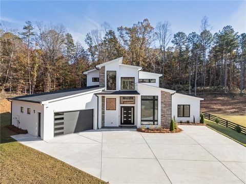 1676 Thomas Drive Hoschton GA 30548