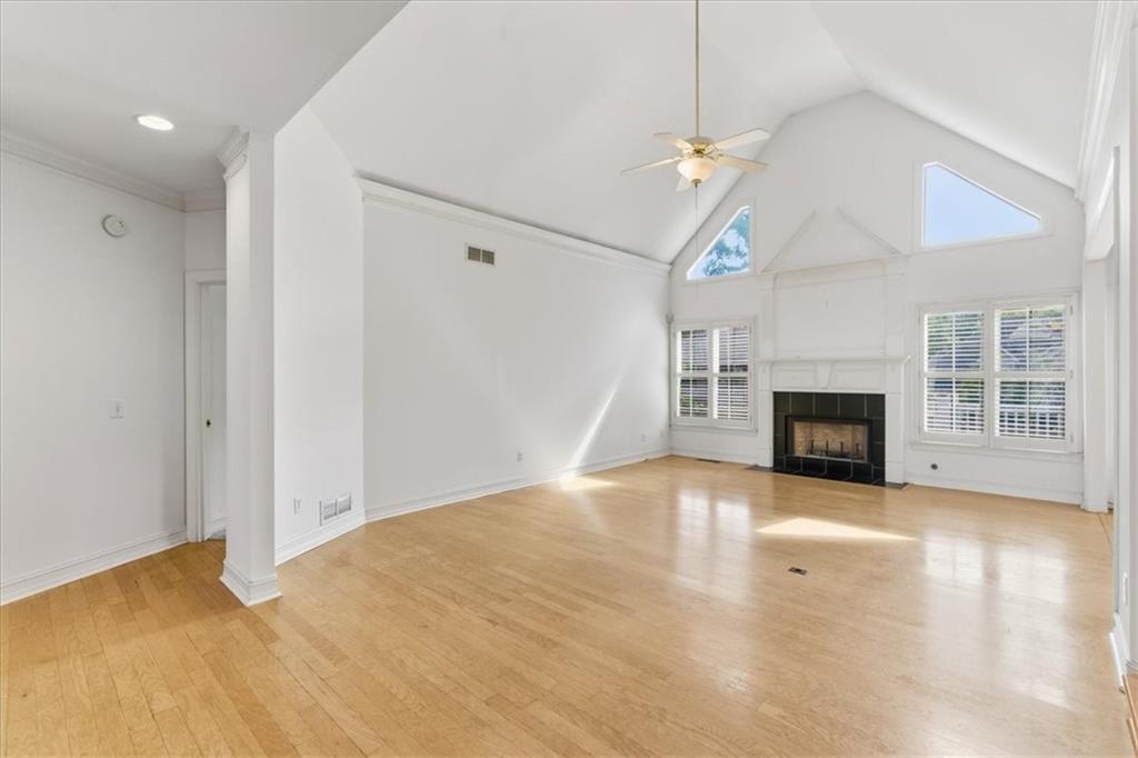 2021 Cockrell Pointe NW