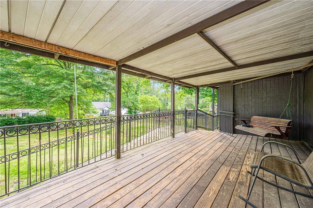 90 SE Valley Trail SE