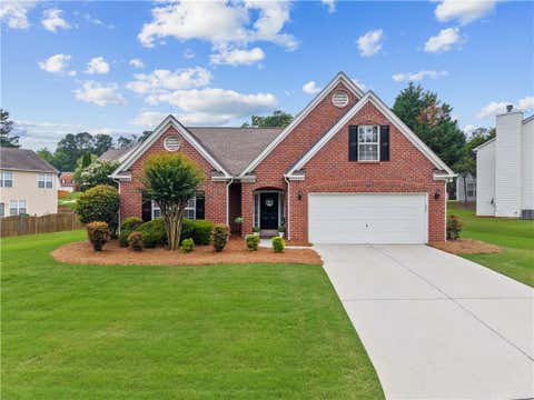 Homes For Sale - 2940 Haynes Club Circle<br/> Grayson, GA 30017