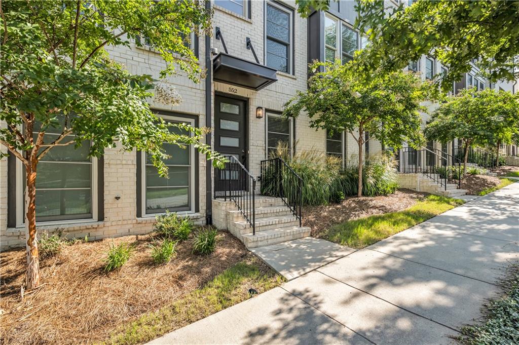 552 Ember Lane