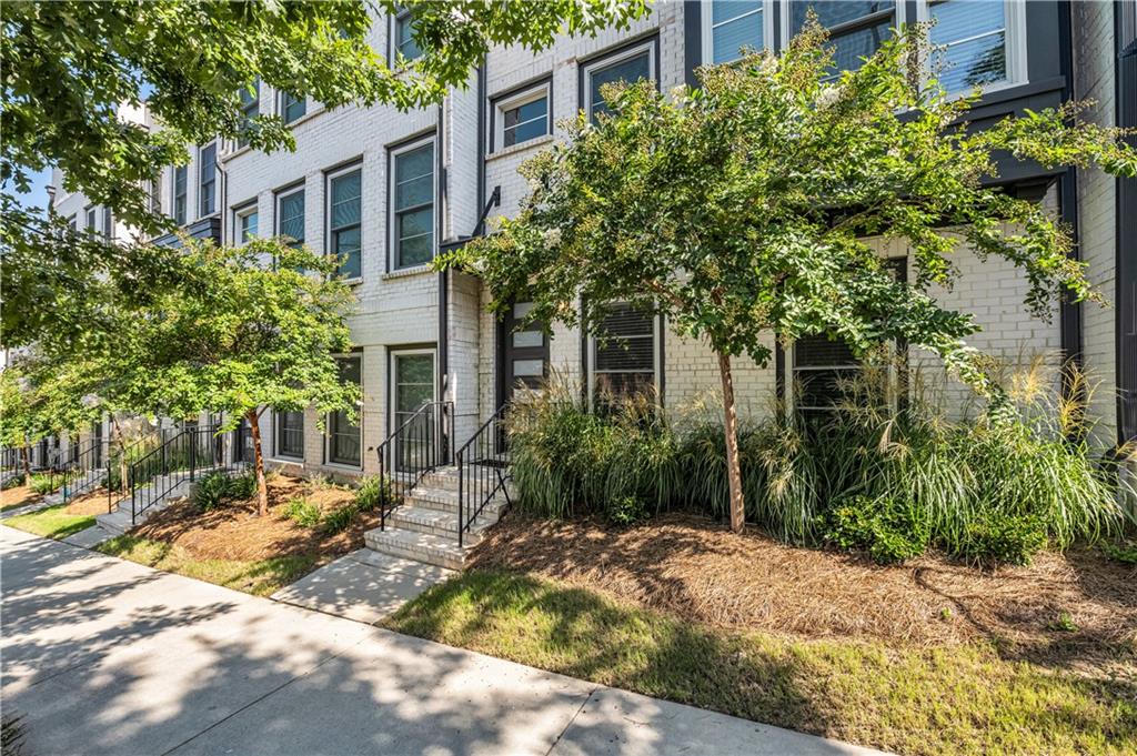 552 Ember Lane