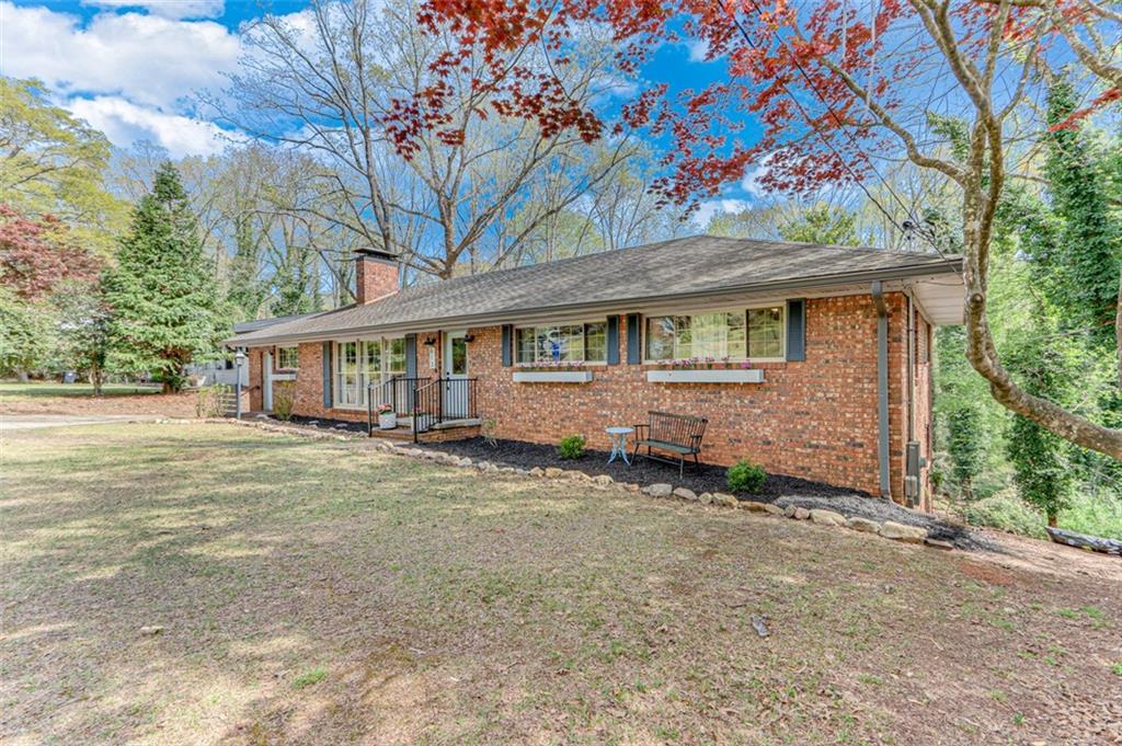 613 Holly Drive