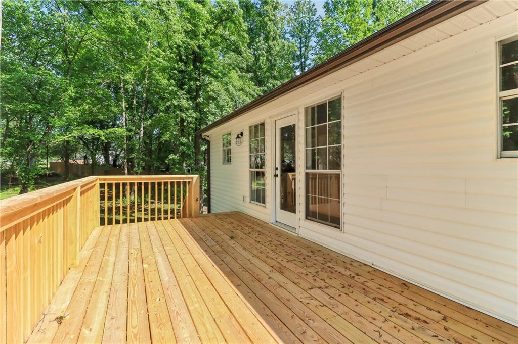 7160 Royston Way, Cumming, Georgia image 3