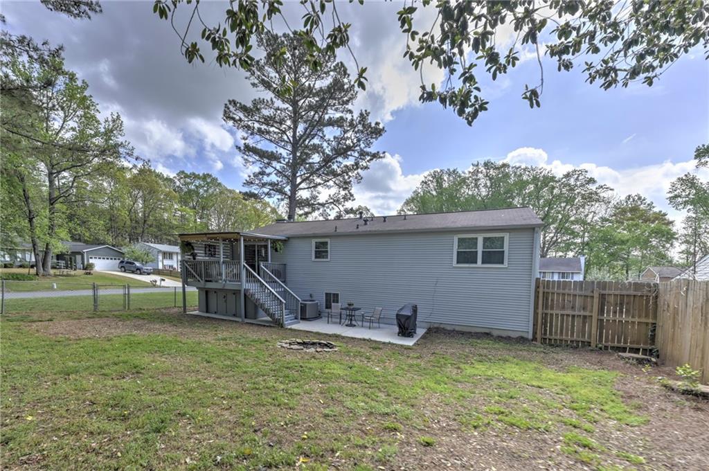 1460 Parkmont Drive, Roswell, Georgia image 32