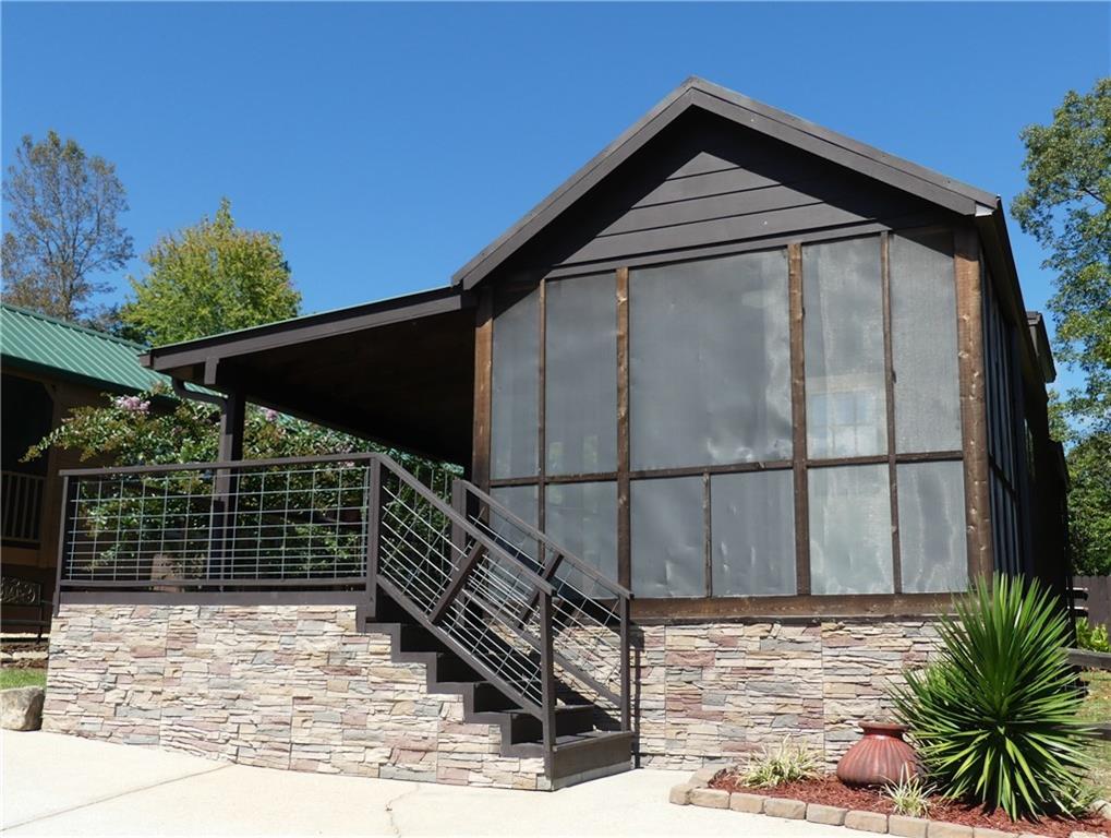 205 Stag Leap Drive, Cleveland, Georgia image 3