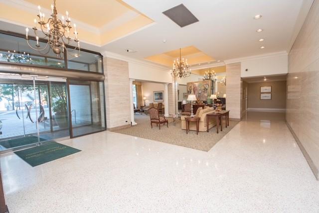300 Peachtree Street NE 11C