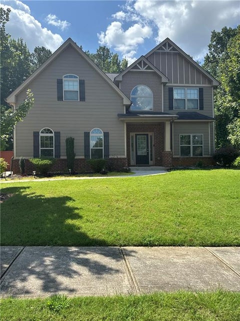Homes For Sale - 2948 Village Park Drive East Dr<br/> Clayton County, Ellenwood, GA 30294