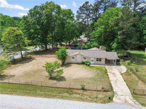 Homes For Sale - 4776 Duncan Drive<br/> Cobb County, Powder Springs, GA 30127