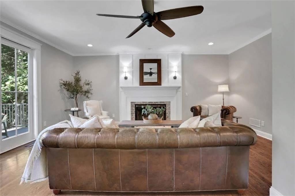 3084 Grove View Court