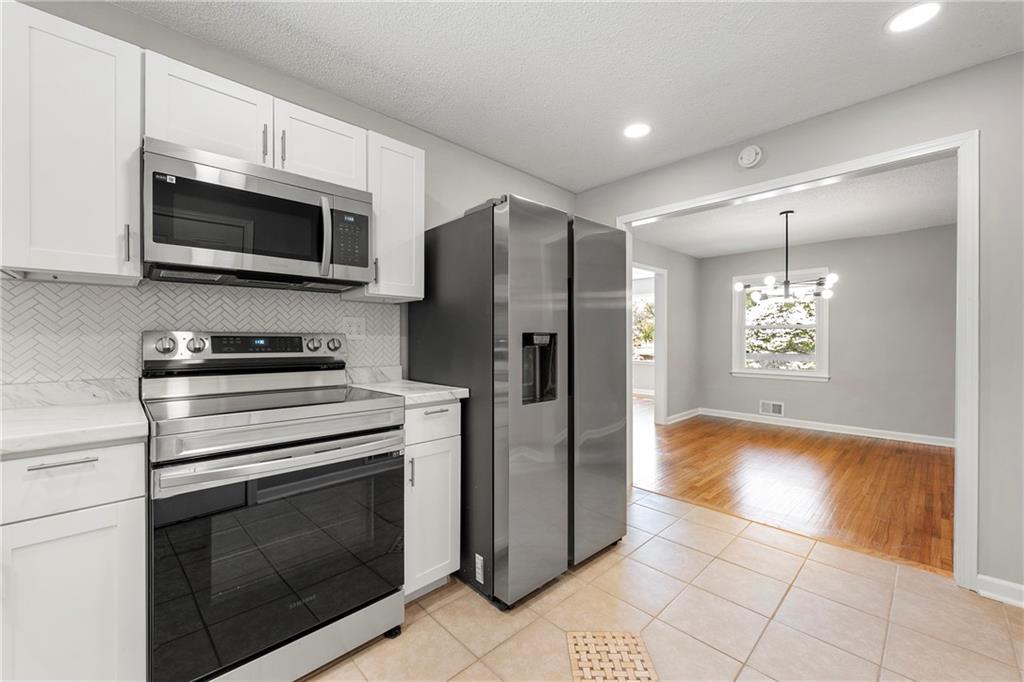 2461 Antwerp Drive, Atlanta, Georgia image 9