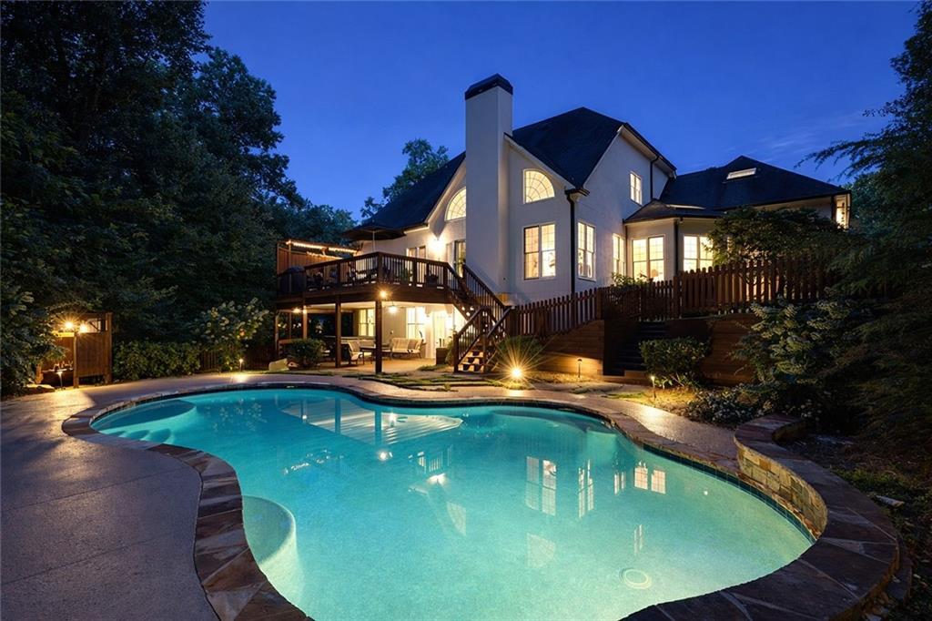 3025 Oaktree Landing NE