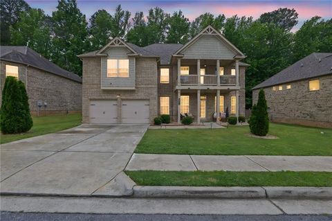412 Live Oak Pass Loganville GA 30052