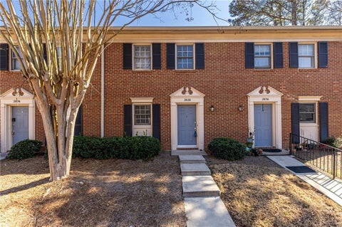Townhouse For Sale - 2828 Webb Bridge Road<br/> Alpharetta, GA 30009