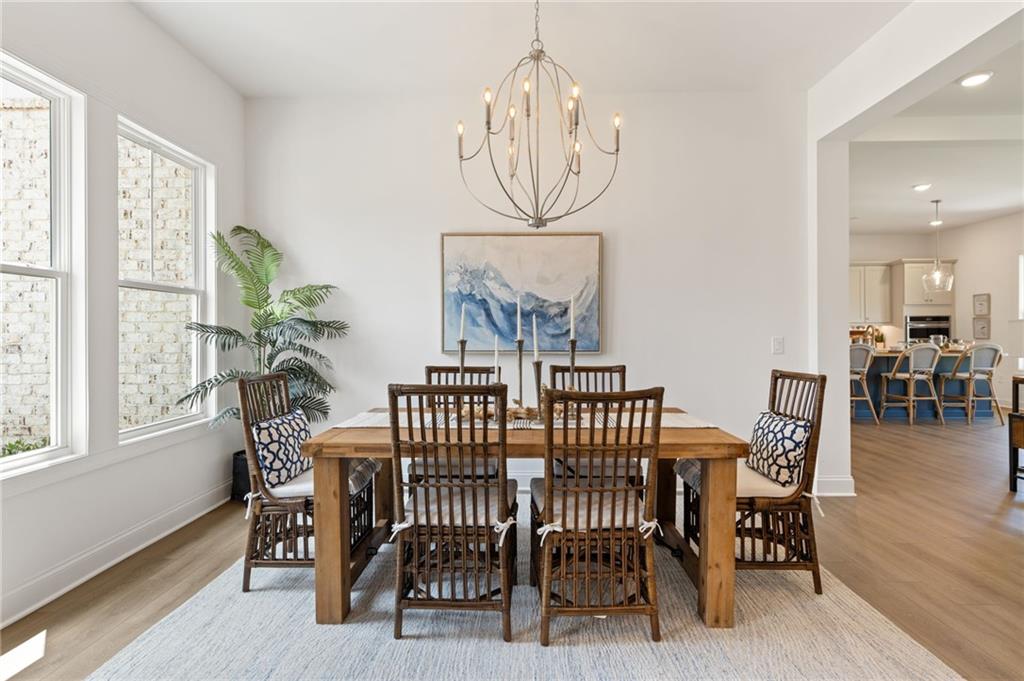 735 Crest Line Trail