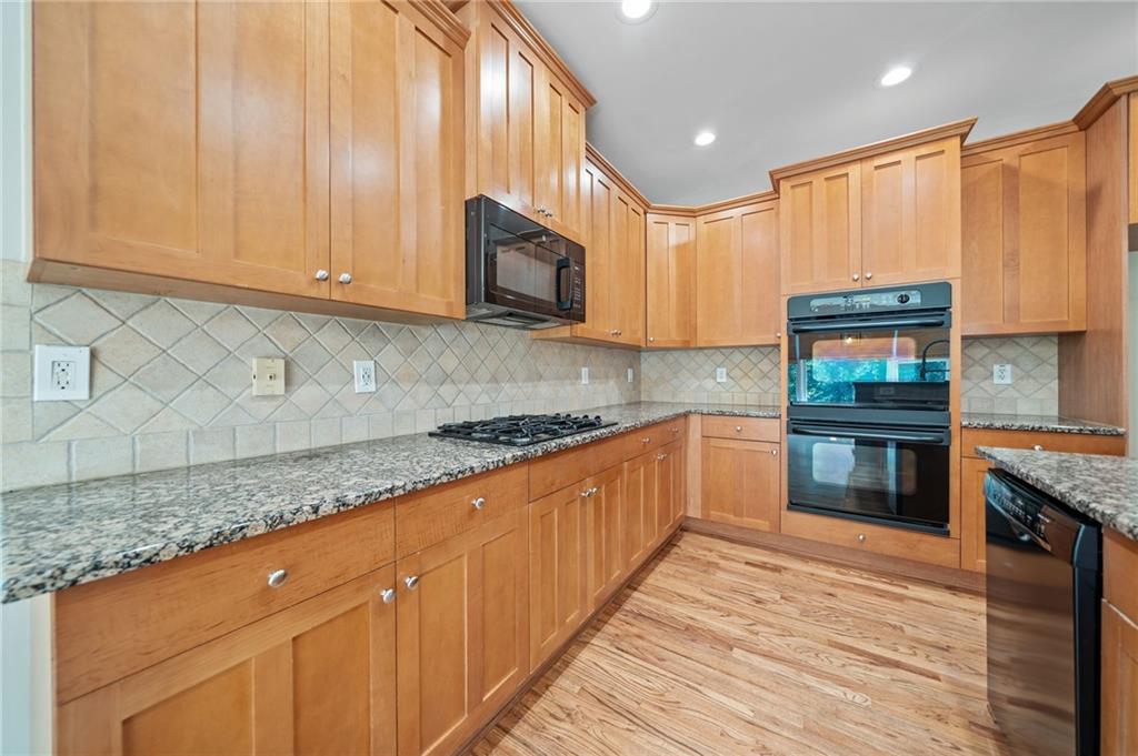 521 Wooded Mountain Trail