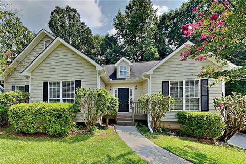 Homes For Sale - 176 Shallow Ridge Lane<br/> Kennesaw, GA 30144