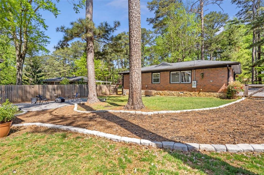 3385 Pinehill Drive, Decatur, Georgia image 25