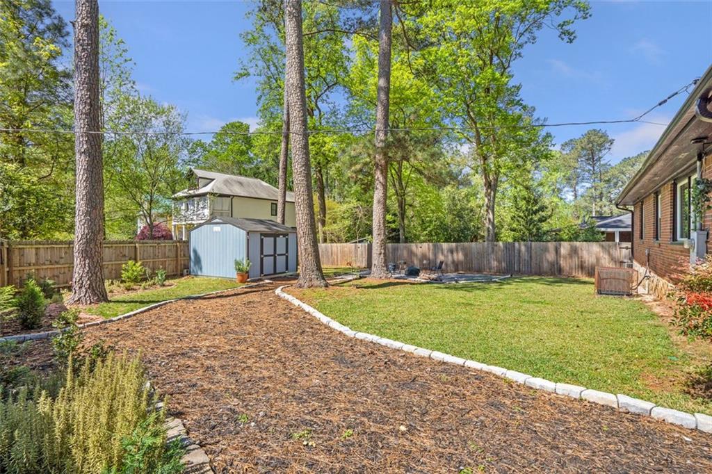 3385 Pinehill Drive, Decatur, Georgia image 24