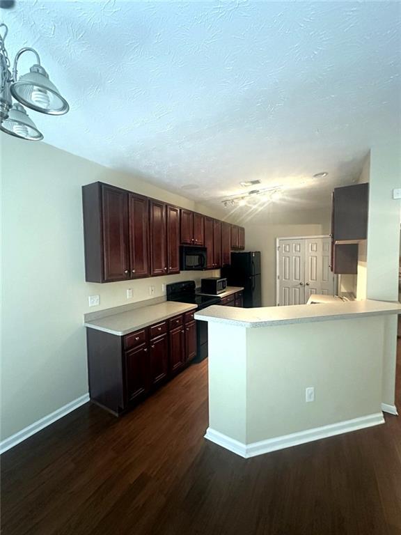 2555 Flat Shoals Road 2402