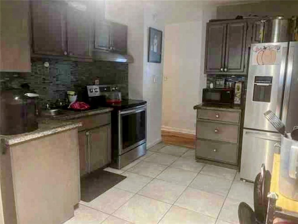 2608 Santa Barbara Drive NW