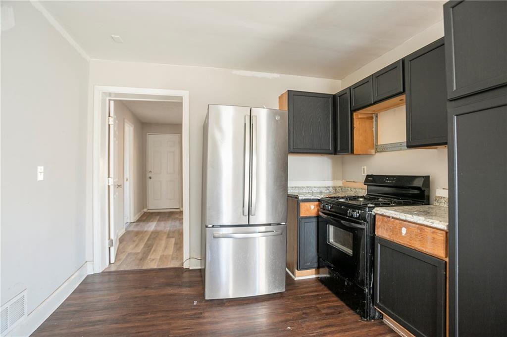 473 Oakside Drive, Atlanta, Georgia image 8