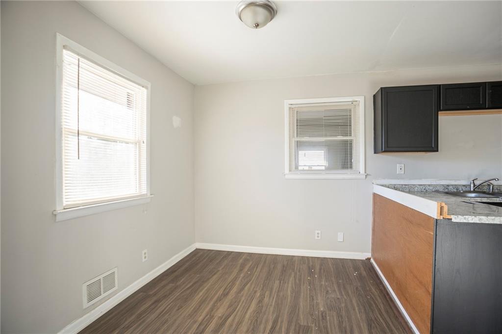 473 Oakside Drive, Atlanta, Georgia image 6