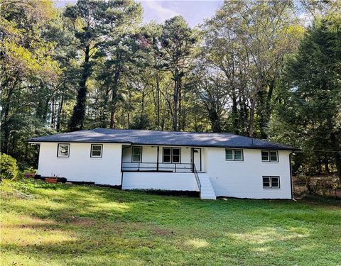 Photo of 146 King David Drive SW, Lilburn, GA 30047 (MLS # 7660142)